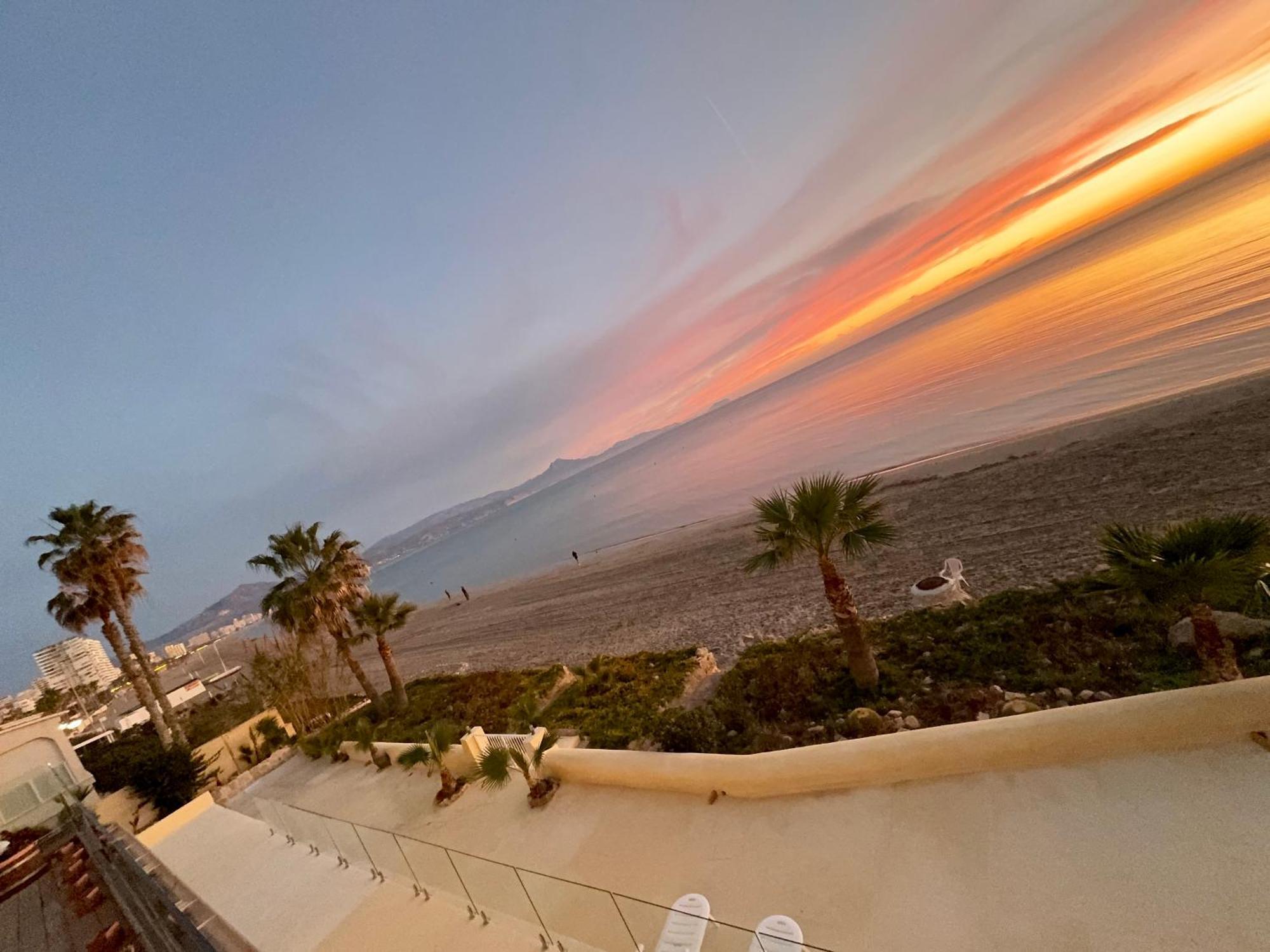 Maravilloso Apartamento Amanecer Cabo A Pie De Playa Y Mar En Chalet Roquetes Alicante Dış mekan fotoğraf