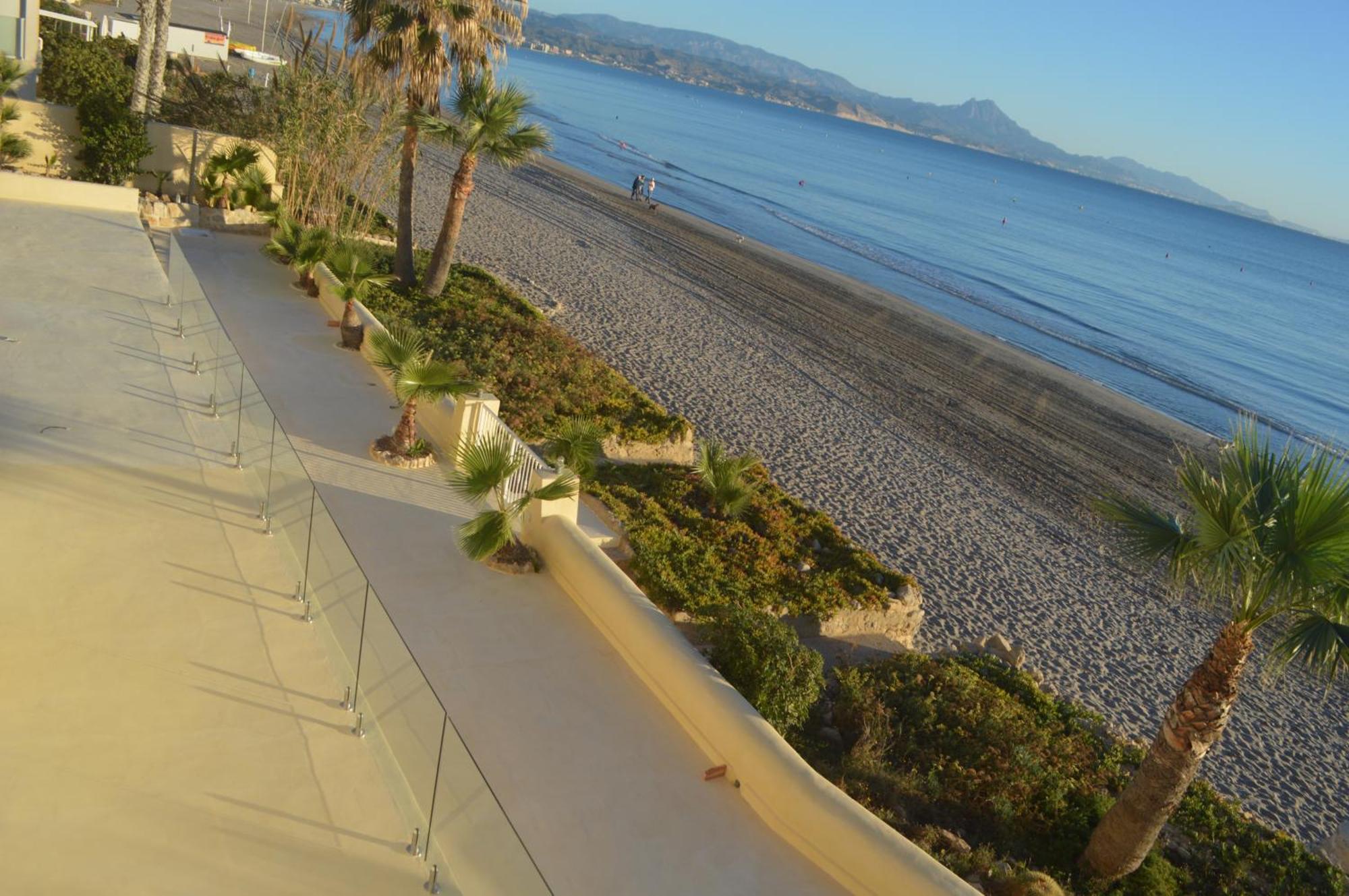 Maravilloso Apartamento Amanecer Cabo A Pie De Playa Y Mar En Chalet Roquetes Alicante Dış mekan fotoğraf