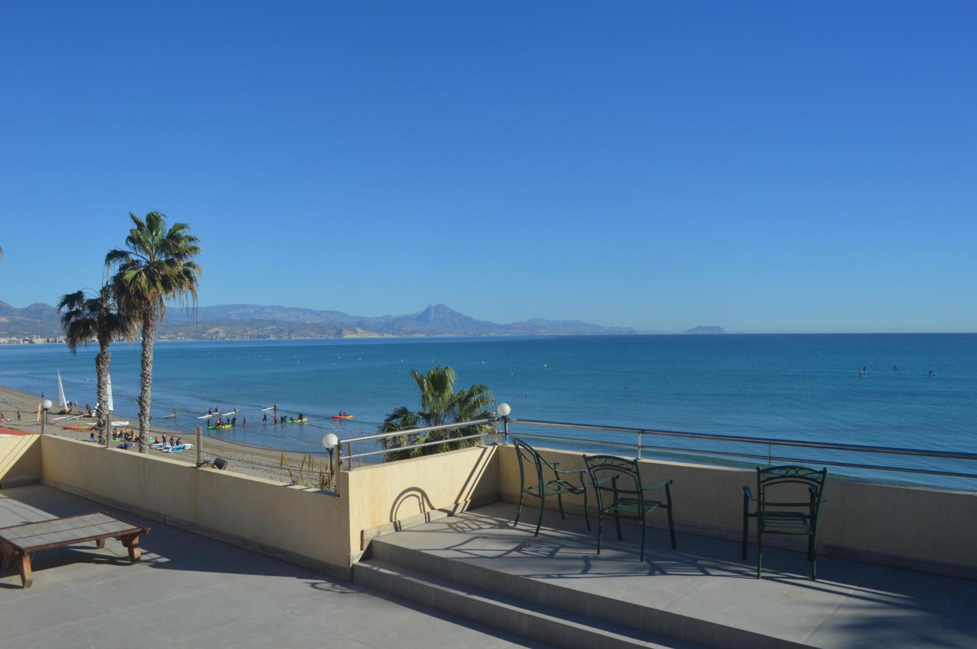 Maravilloso Apartamento Amanecer Cabo A Pie De Playa Y Mar En Chalet Roquetes Alicante Dış mekan fotoğraf
