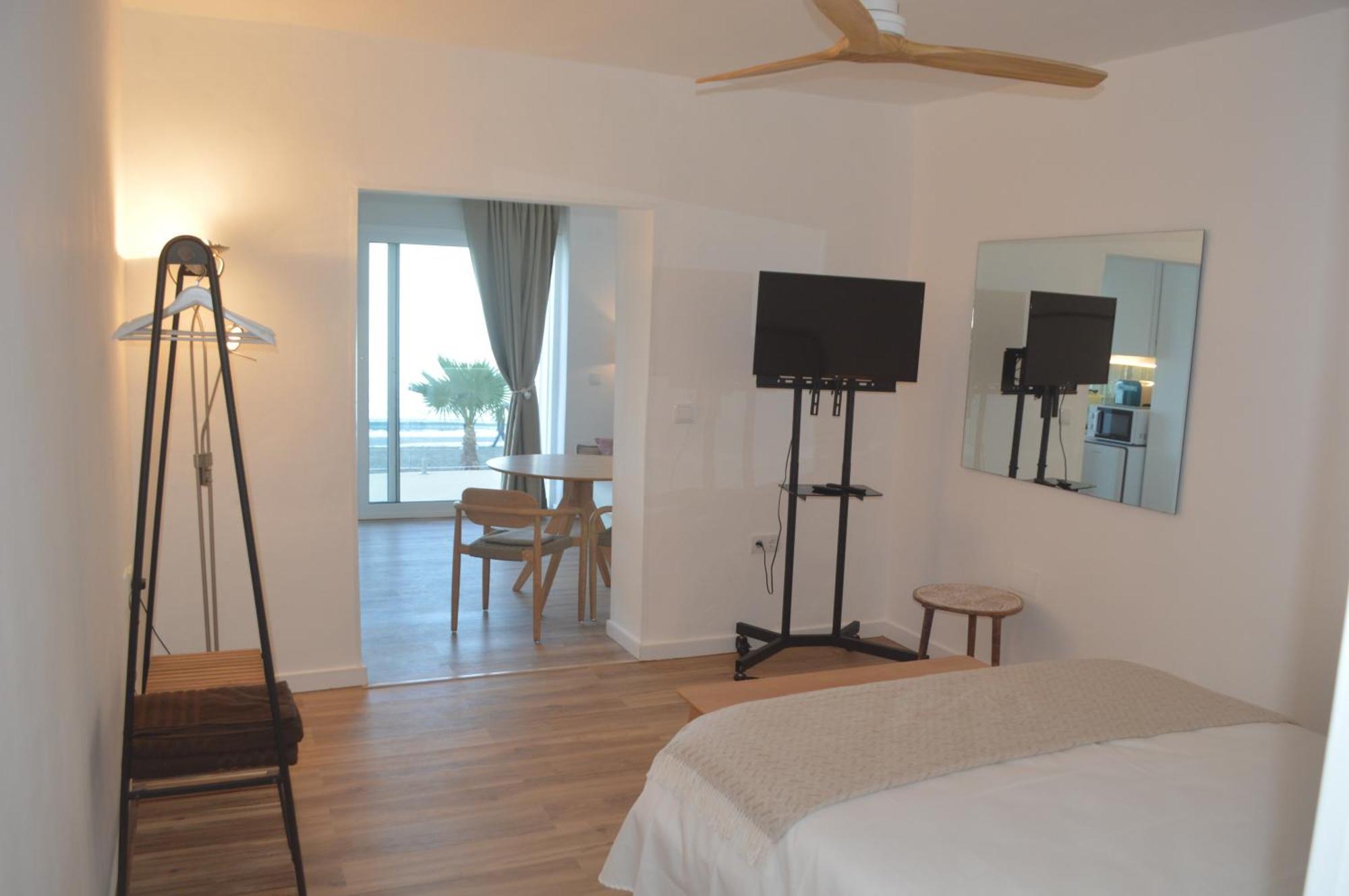 Maravilloso Apartamento Amanecer Cabo A Pie De Playa Y Mar En Chalet Roquetes Alicante Dış mekan fotoğraf